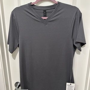 NWT Lululemon Fundamental V-neck shirt